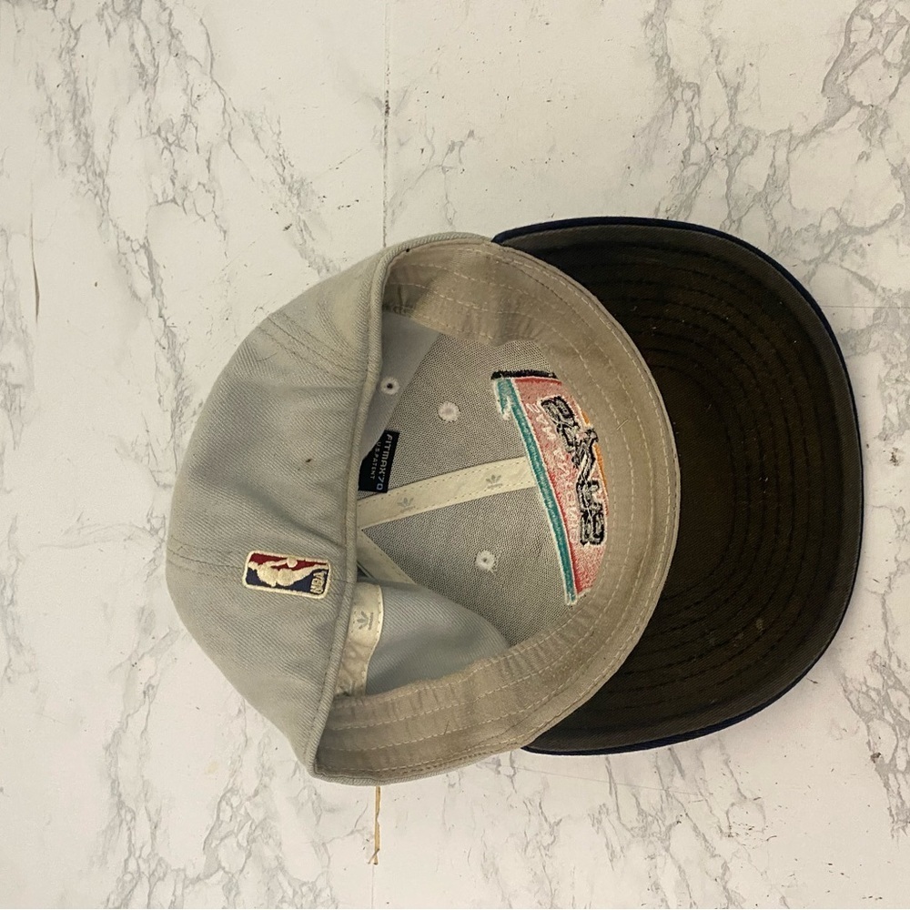 VINTAGE Adidas Nba San Antonio spurs Fitted Hat Mens S/M Basketball Throwback - Picture 6 of 7